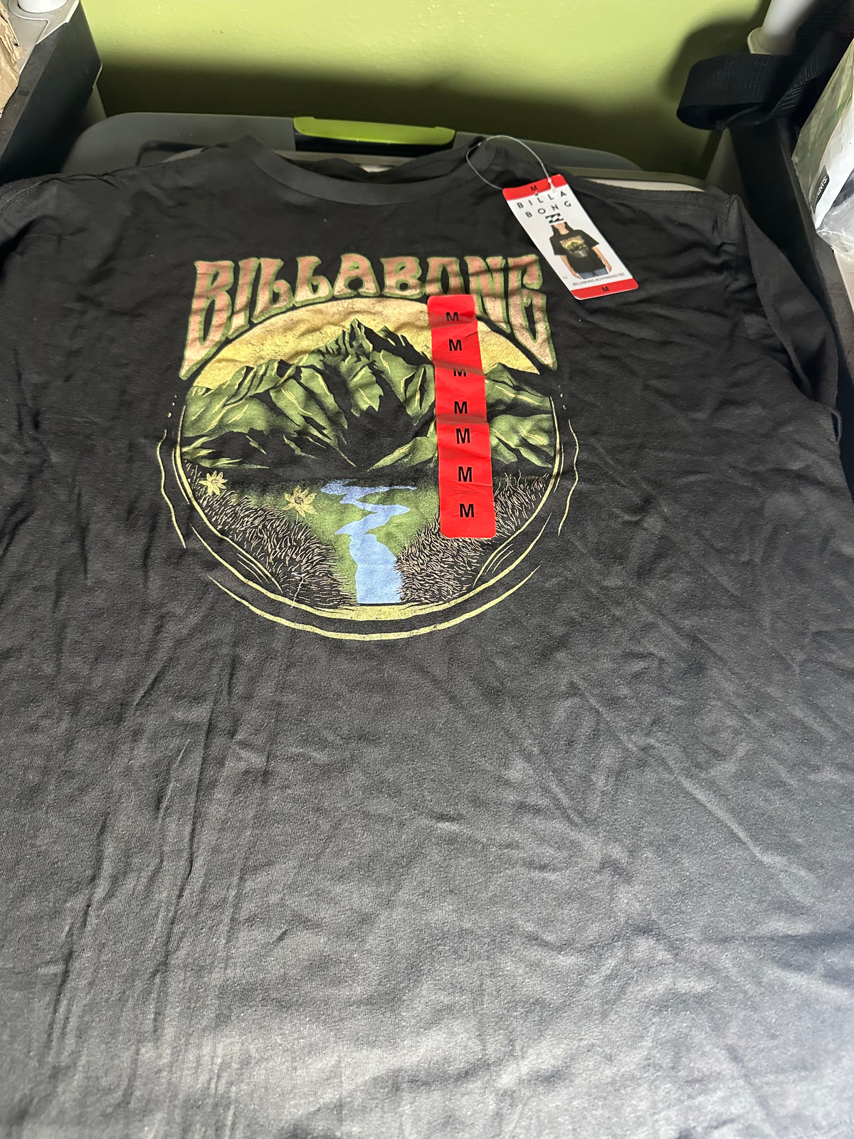 Billabong Focus Tour Women's T Shirt Black Medium