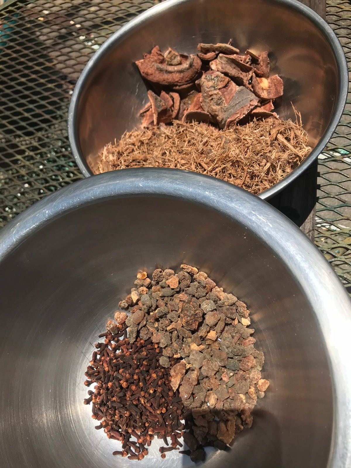 Alkaline Tooth Powder – Fluoride-Free Natural Formula