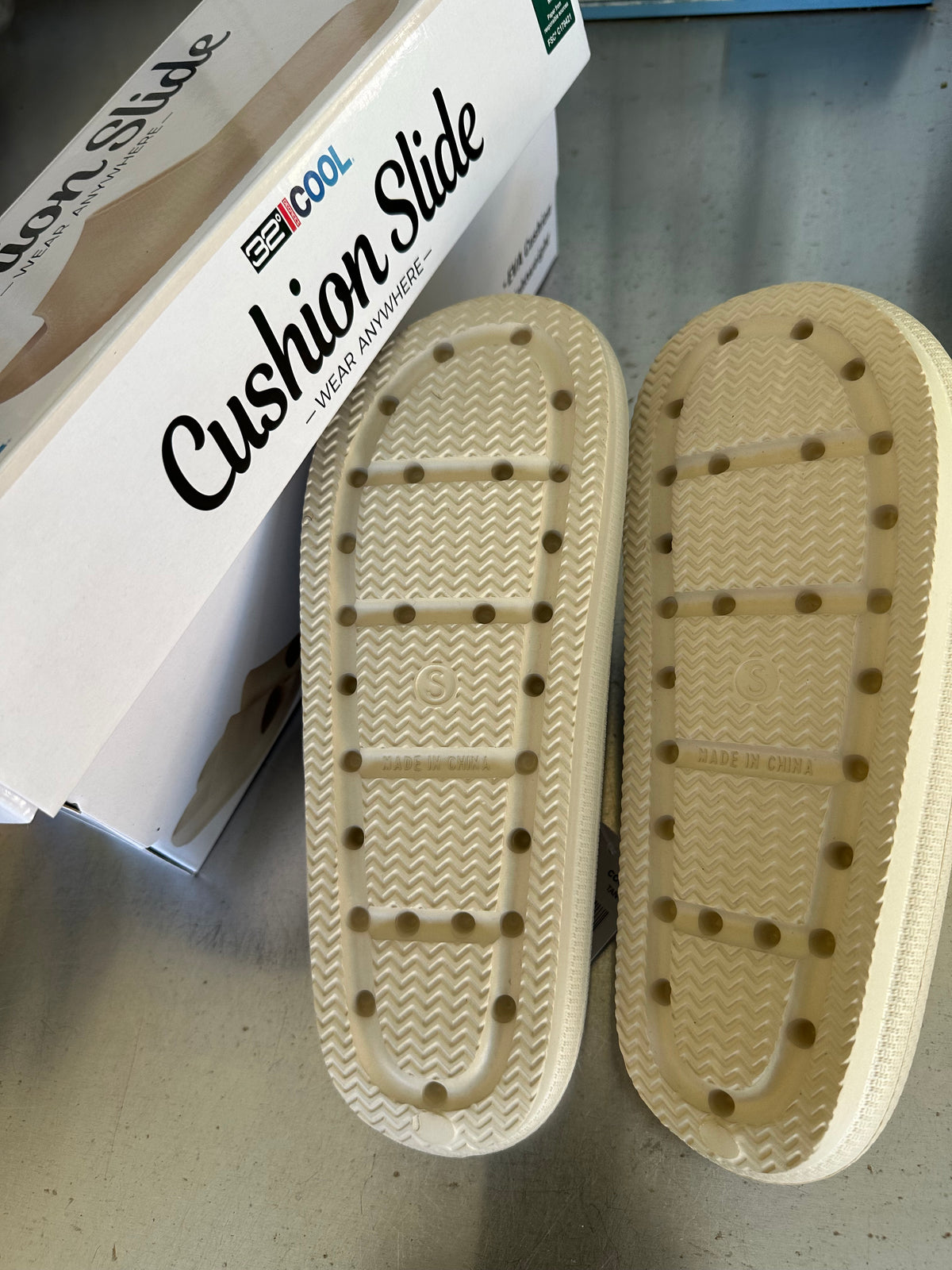 32 Degrees Cool Cushion Slide Sandals TAN