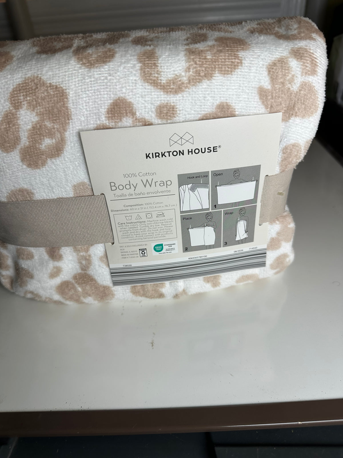 Kirkton House Body Wrap Women One Size tan / white Cotton Spa Towel Adjustable