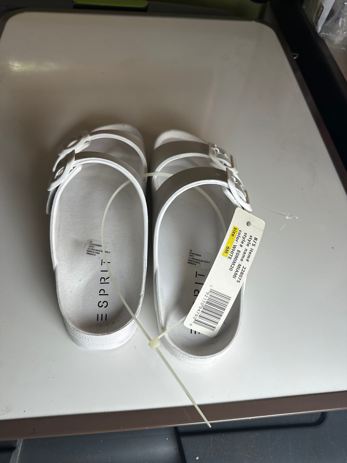 ESPRIT Women's White Flat Sandals with Adjustable Buckle Straps