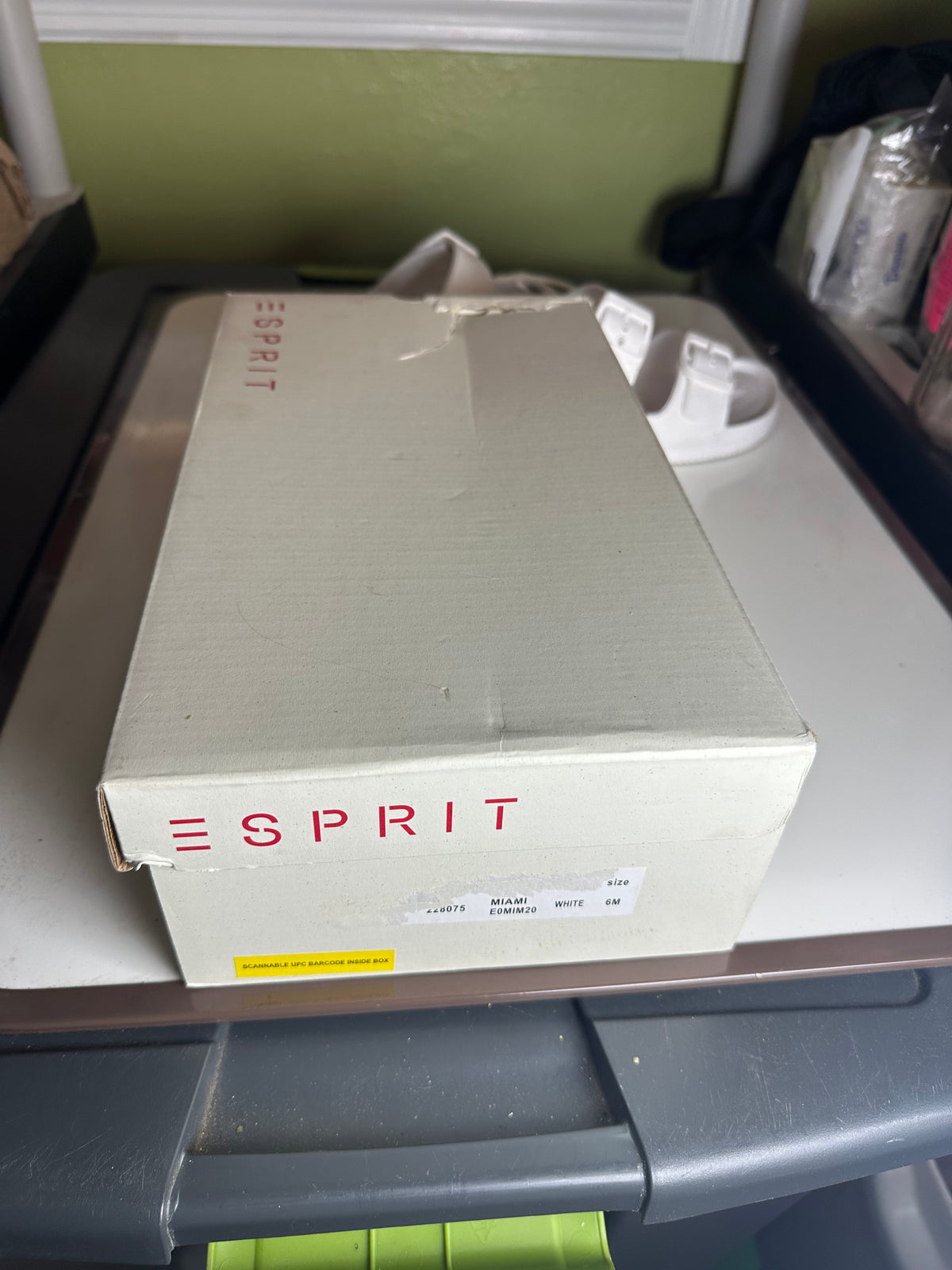 ESPRIT Women's White Flat Sandals with Adjustable Buckle Straps