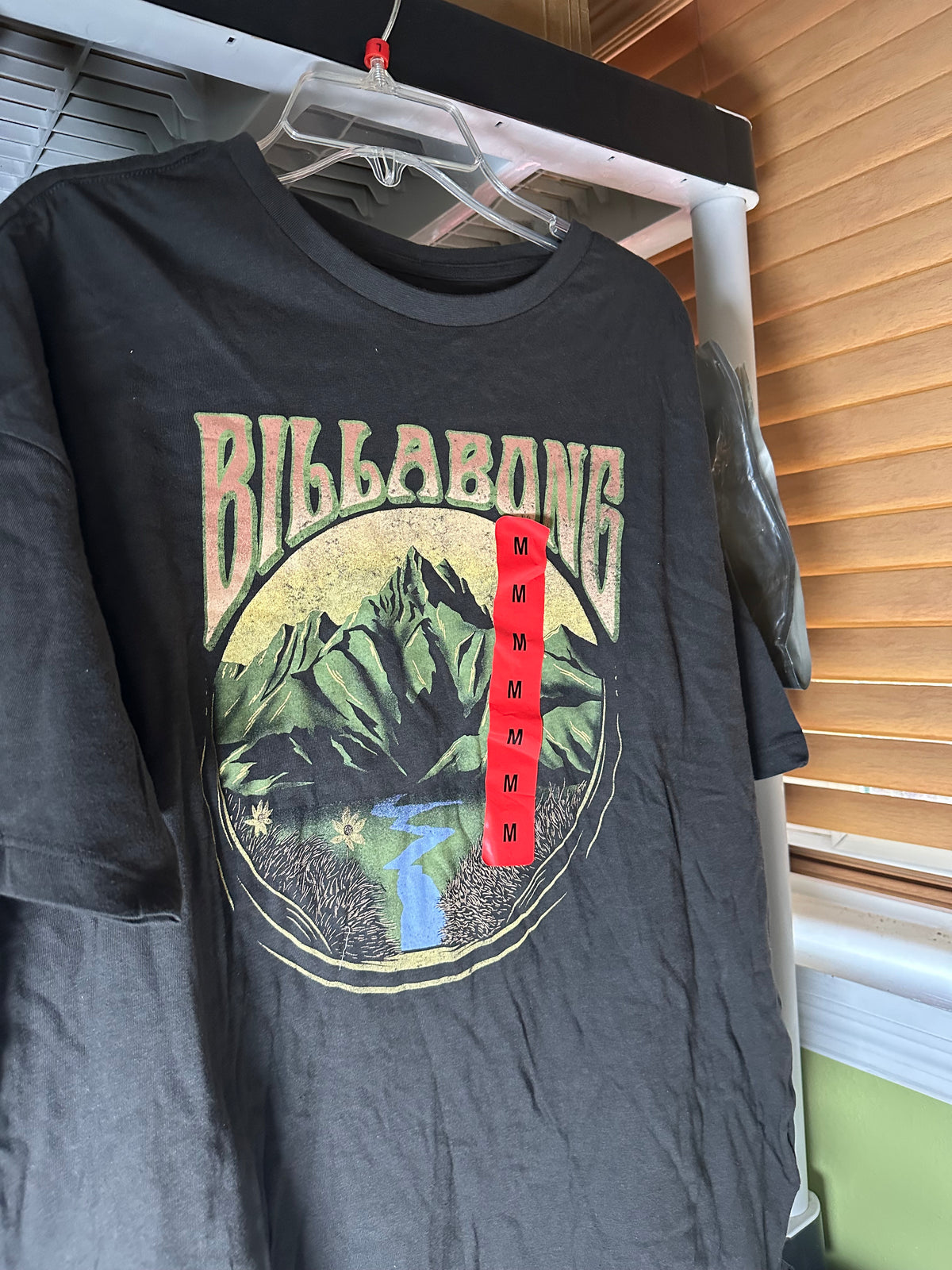 Billabong Focus Tour Women's T Shirt Black Medium