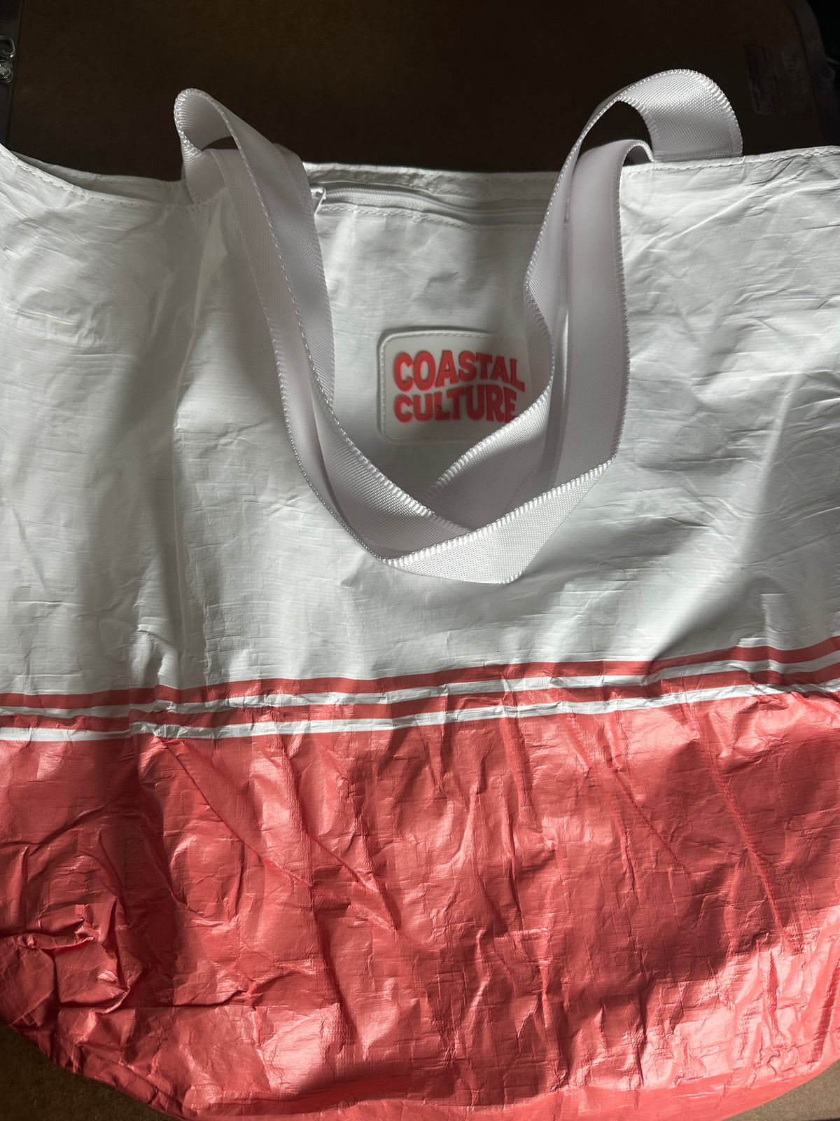 Coastal Culture White & Coral Colorblock Zipper Tote Bag